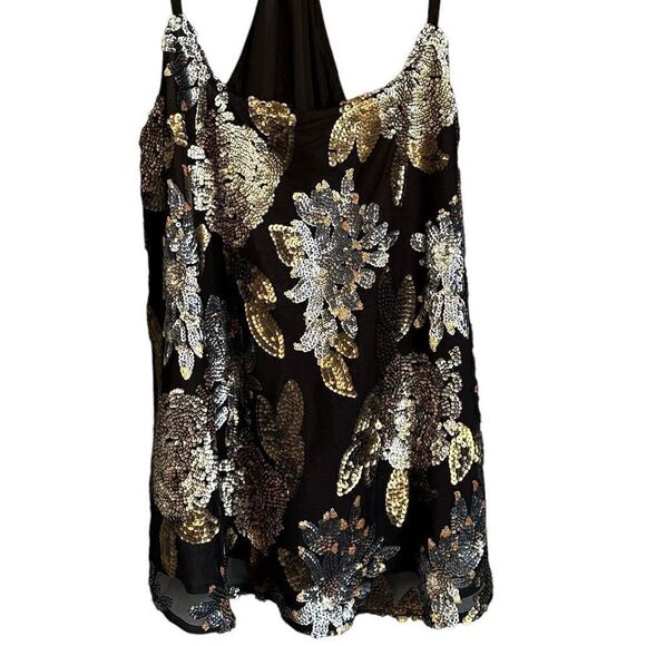 BB DAKOTA Felicity Sequin Floral Bohemian Tank Top - Picture 4 of 10